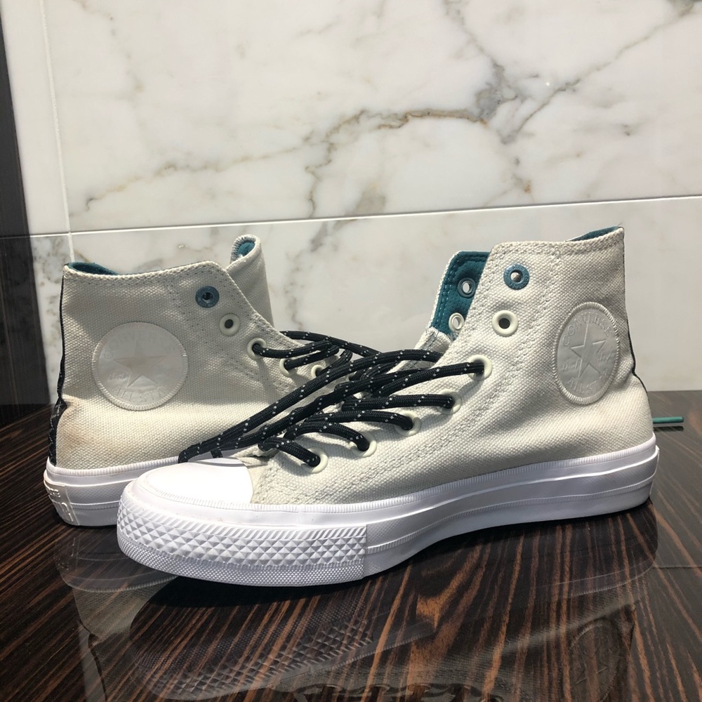Converse chucks